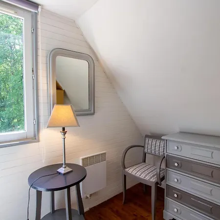 Rustique Au Perigord Noir Avec Terrasse Et Equipements Inclus - Fr-1-616-57 * Saint-Pompont